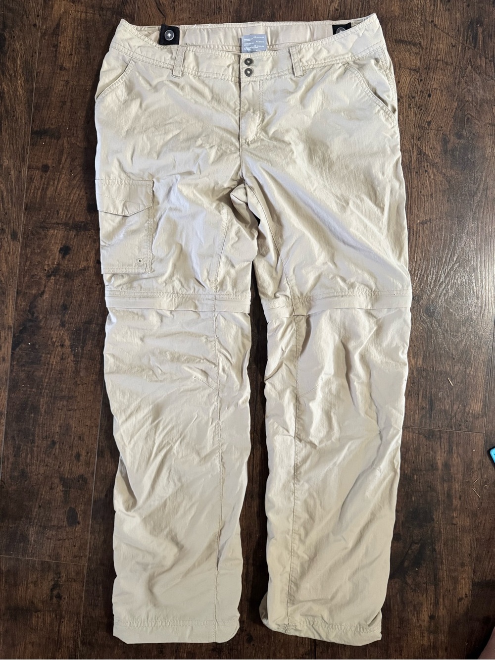 Women’s Convertible Cargo Pants - Beige